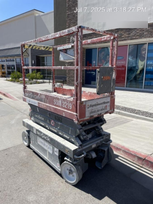 2017 Skyjack SJIII-3219 Skyjack SJ3219 w/Trojan Battery Set, Extended Warranty 5yr/5k hr