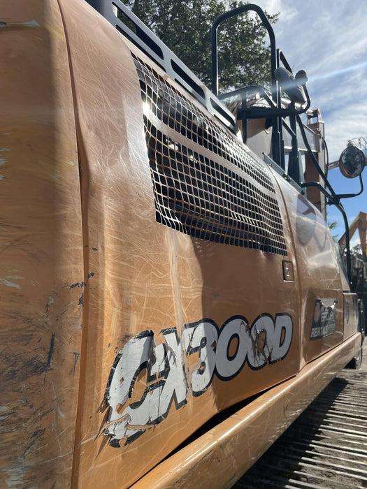 2016 Case CX300D CAB A/C, 12' ARM, STEEL TRACKS, THUMB