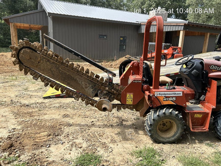 2018 DITCH WITCH RT45A