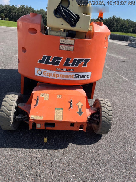 2019 JLG E400AJPN