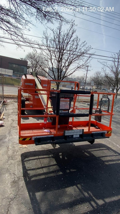 2021 JLG 400S
