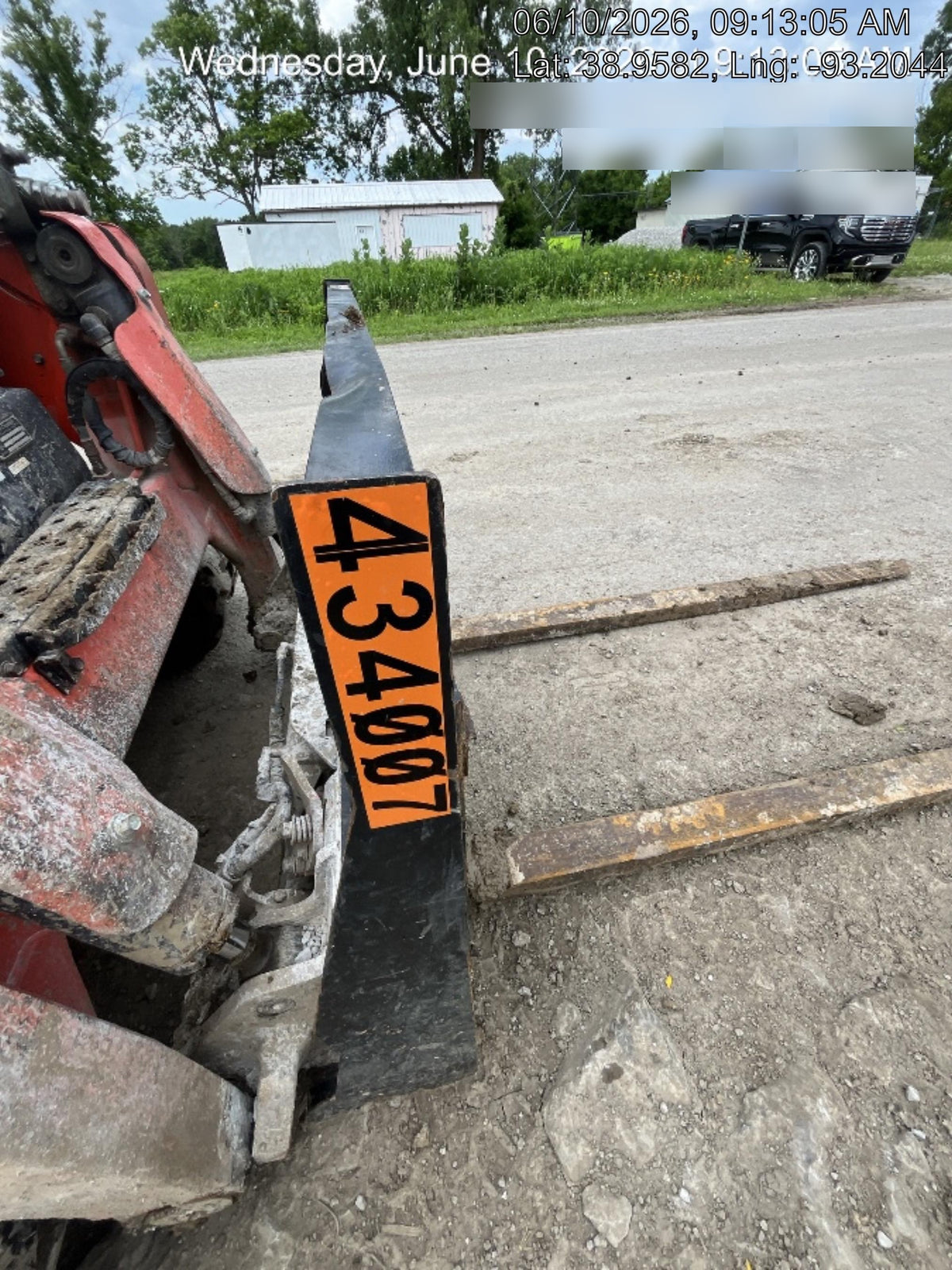 2024 ARROW MATERIAL HANDLING F5100CB