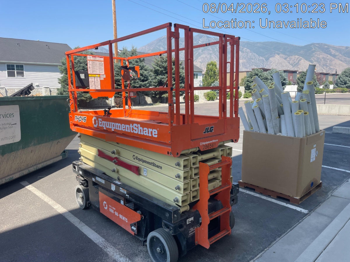 2022 JLG R4045
