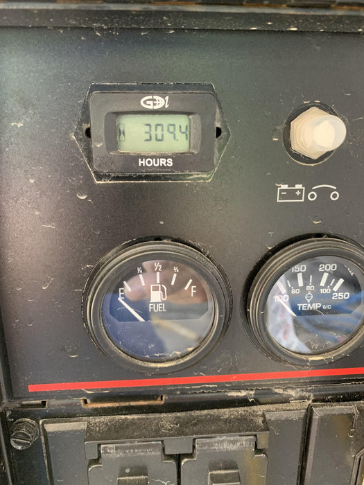 2021 Lincoln Electric Vantage 322 Vantage 322 Ready Pak 3 w/ Decals, ORANGE (includes trailer, cable rack, fender light kit) NO Telematics