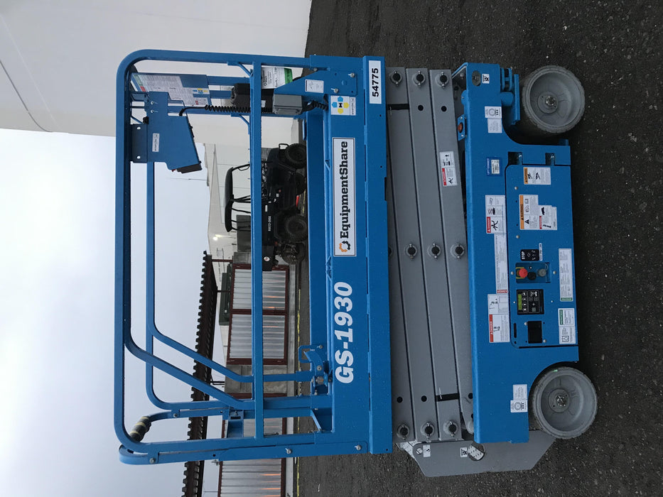 2019 Genie GS-1930 Half Height Swing Gate, 800W Inverter