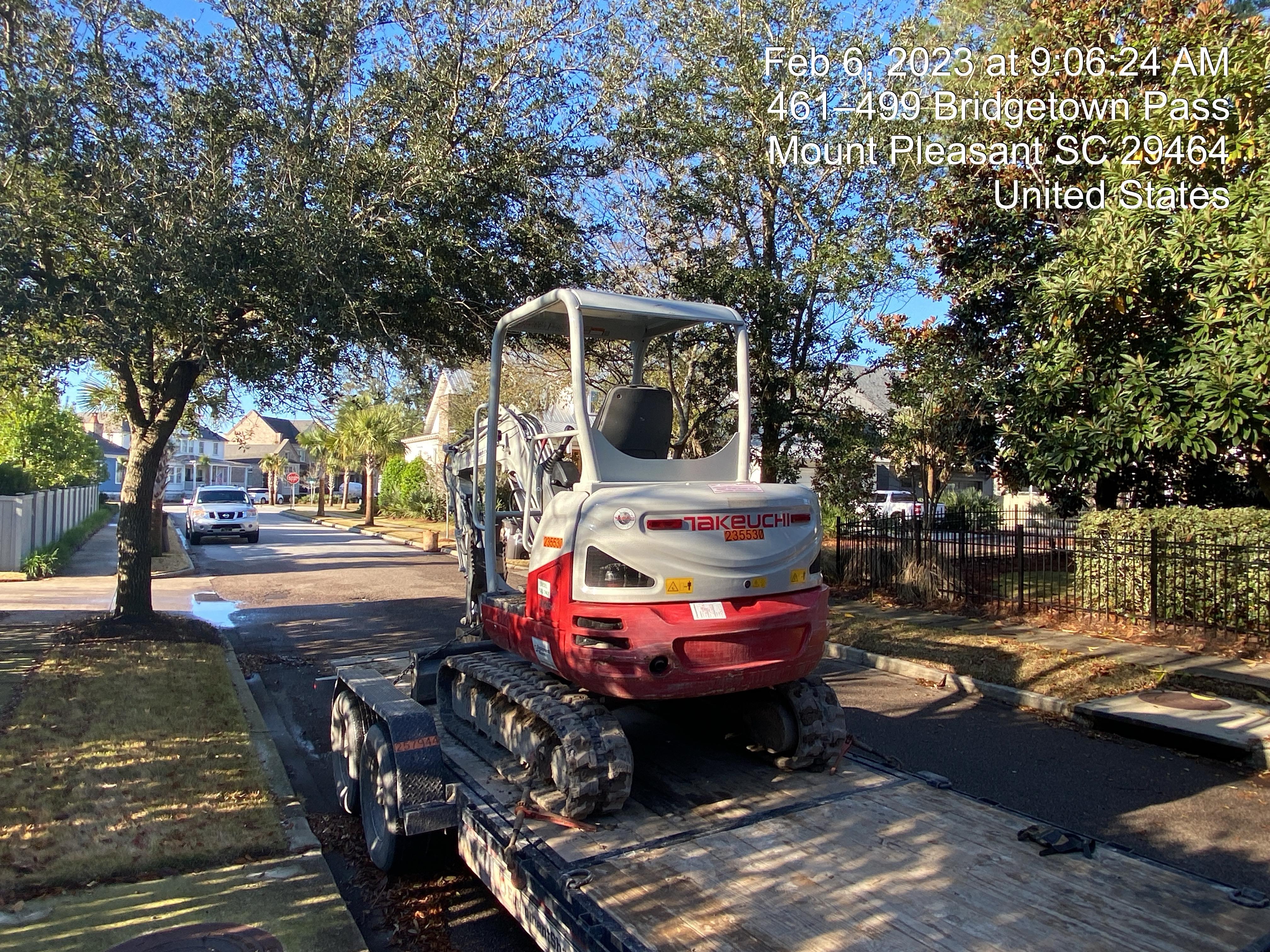 2022 TAKEUCHI TB235-2R