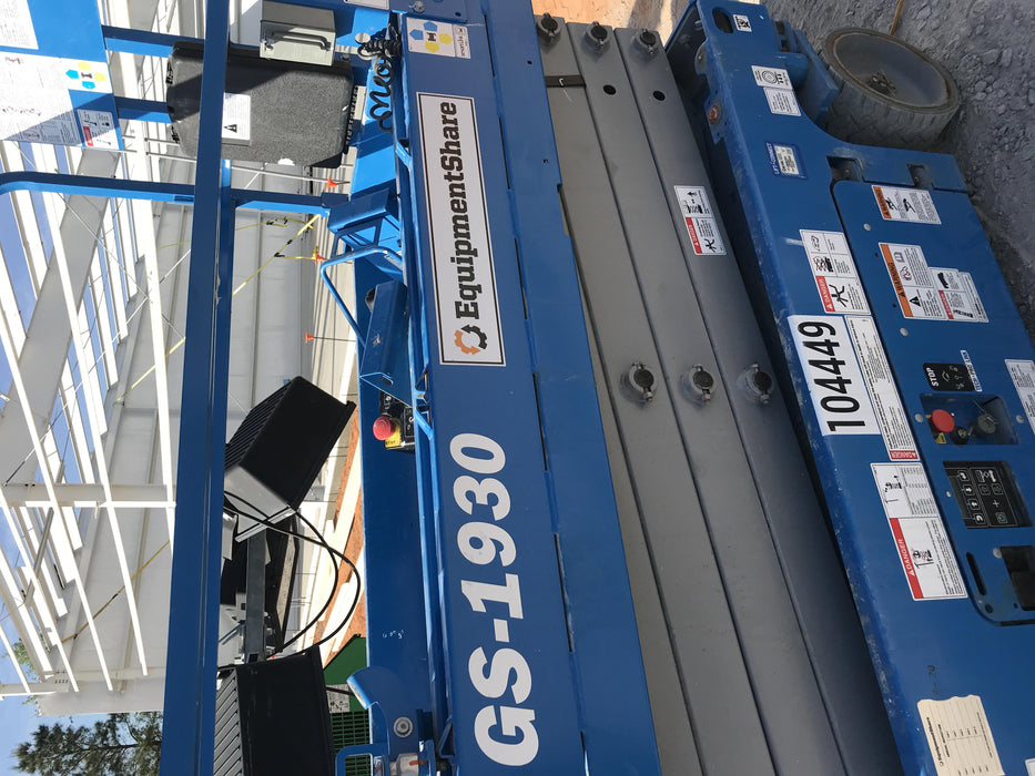 2020 Genie GS-1930 Fixed rails with chain entry gate - Pre A92.20