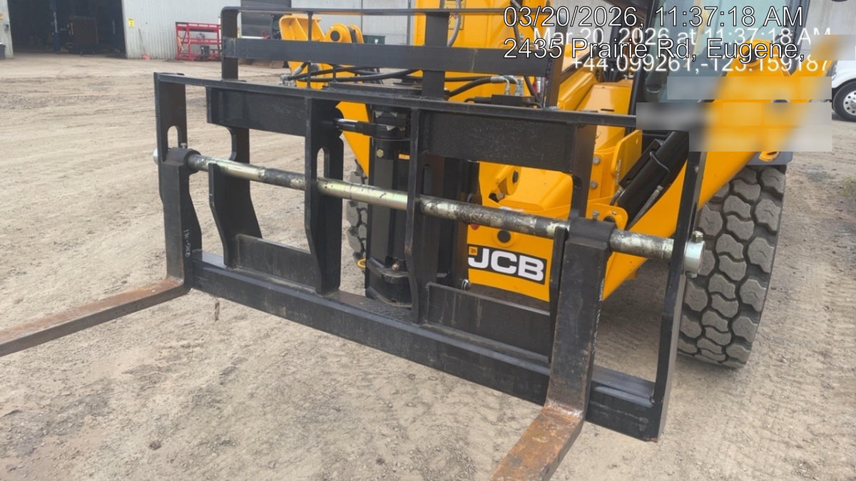 2025 JLG 1001095418