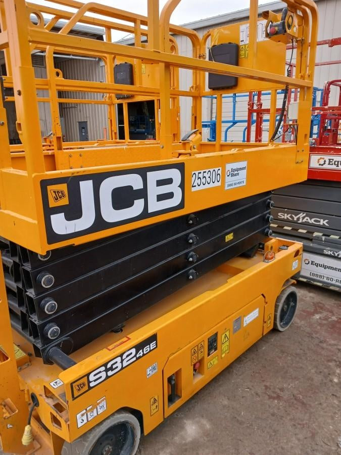 2022 JCB S3246E