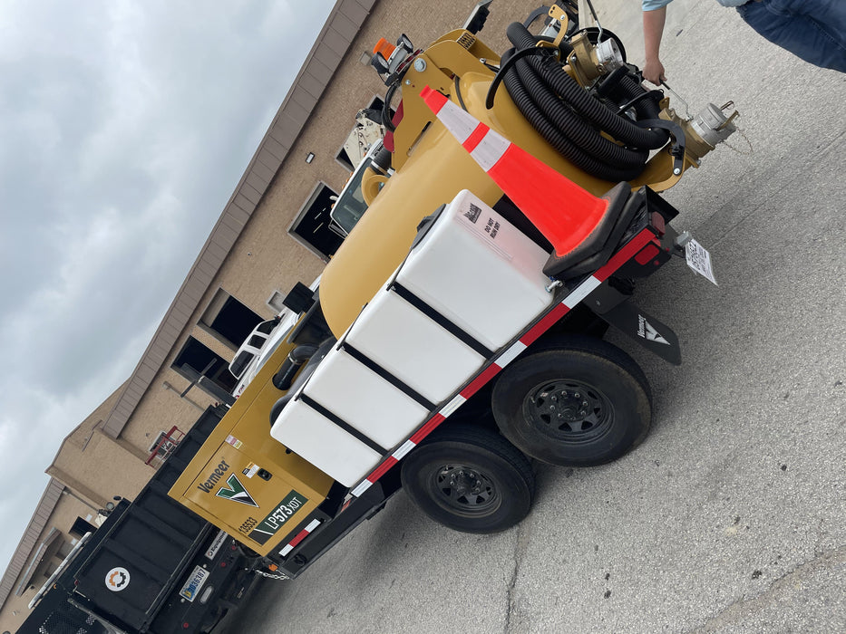 2021 VAC-TRON LP573XDT