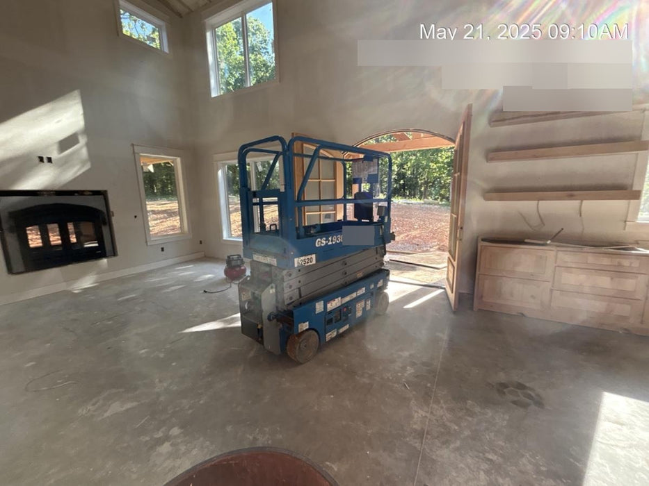 2020 Genie GS-1930 Solid Non Marking Tires, Beacon, Folding rails with half height swing gate