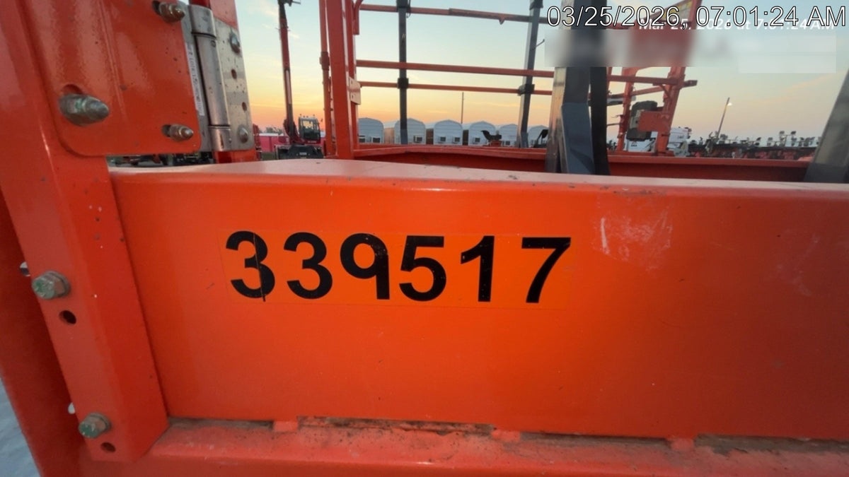 2023 JLG ES2632