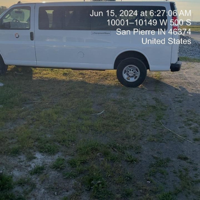 2023 CHEVROLET Express Van - Rental