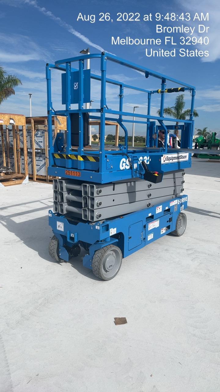 2022 GENIE GS-2632