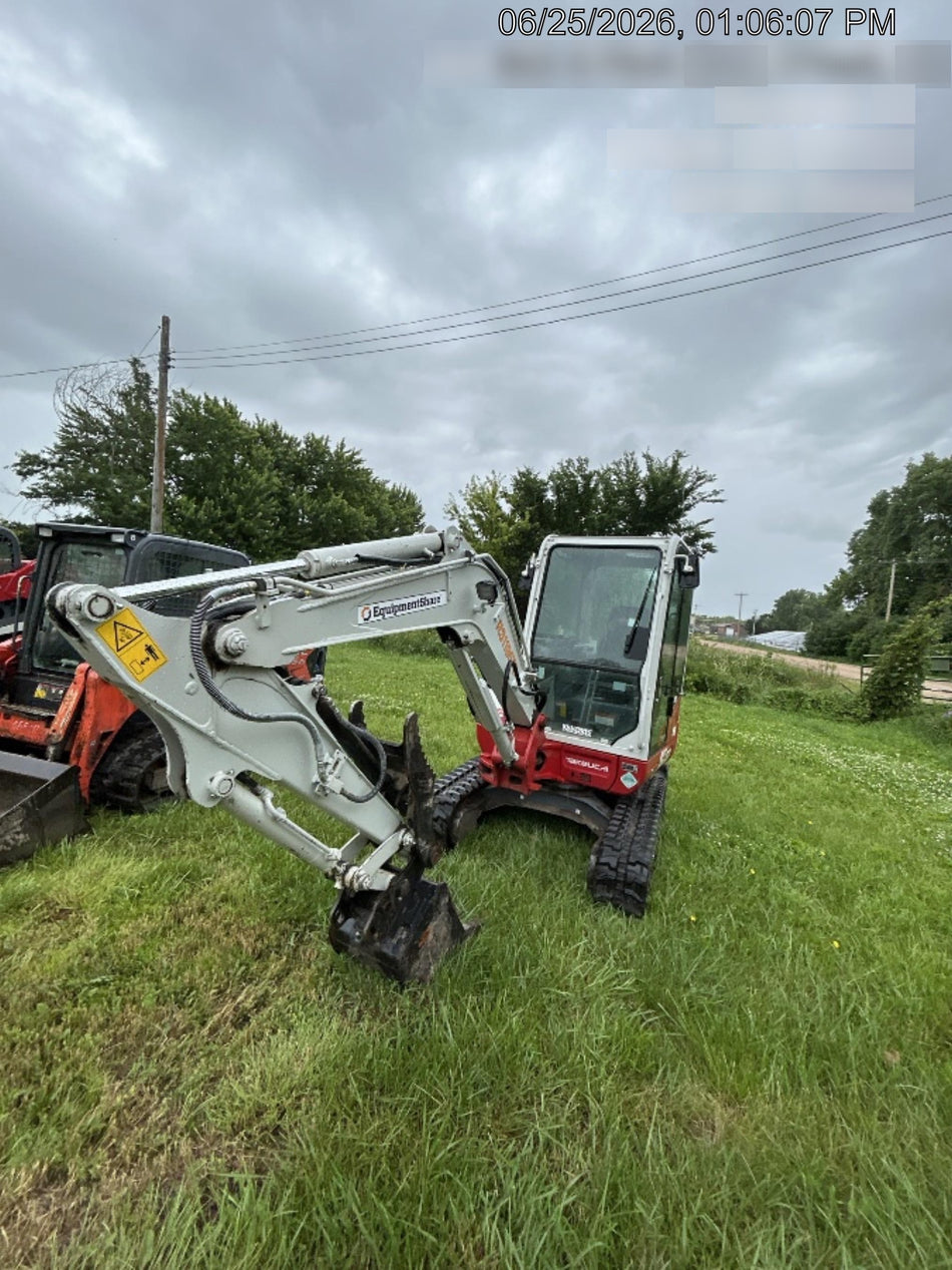 2022 TAKEUCHI TB235-2CR
