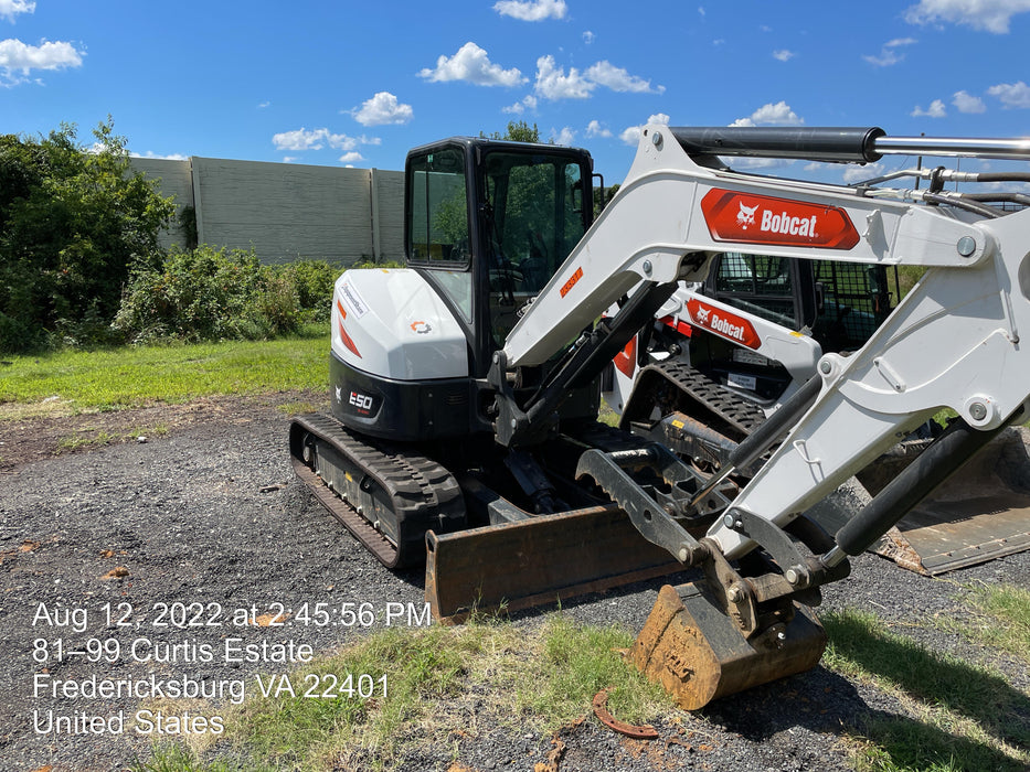 2022 Bobcat E50 Cab/Heat/Air, Rubber Tracks, Manual QC, Hydraulic Thumb