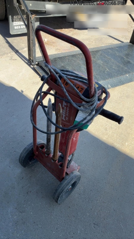 2020 HILTI TE 3000-AVR