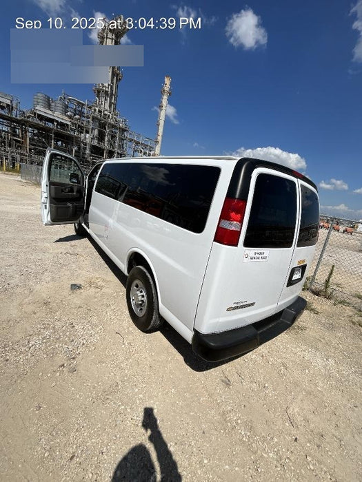 2023 CHEVROLET Express Van - Rental