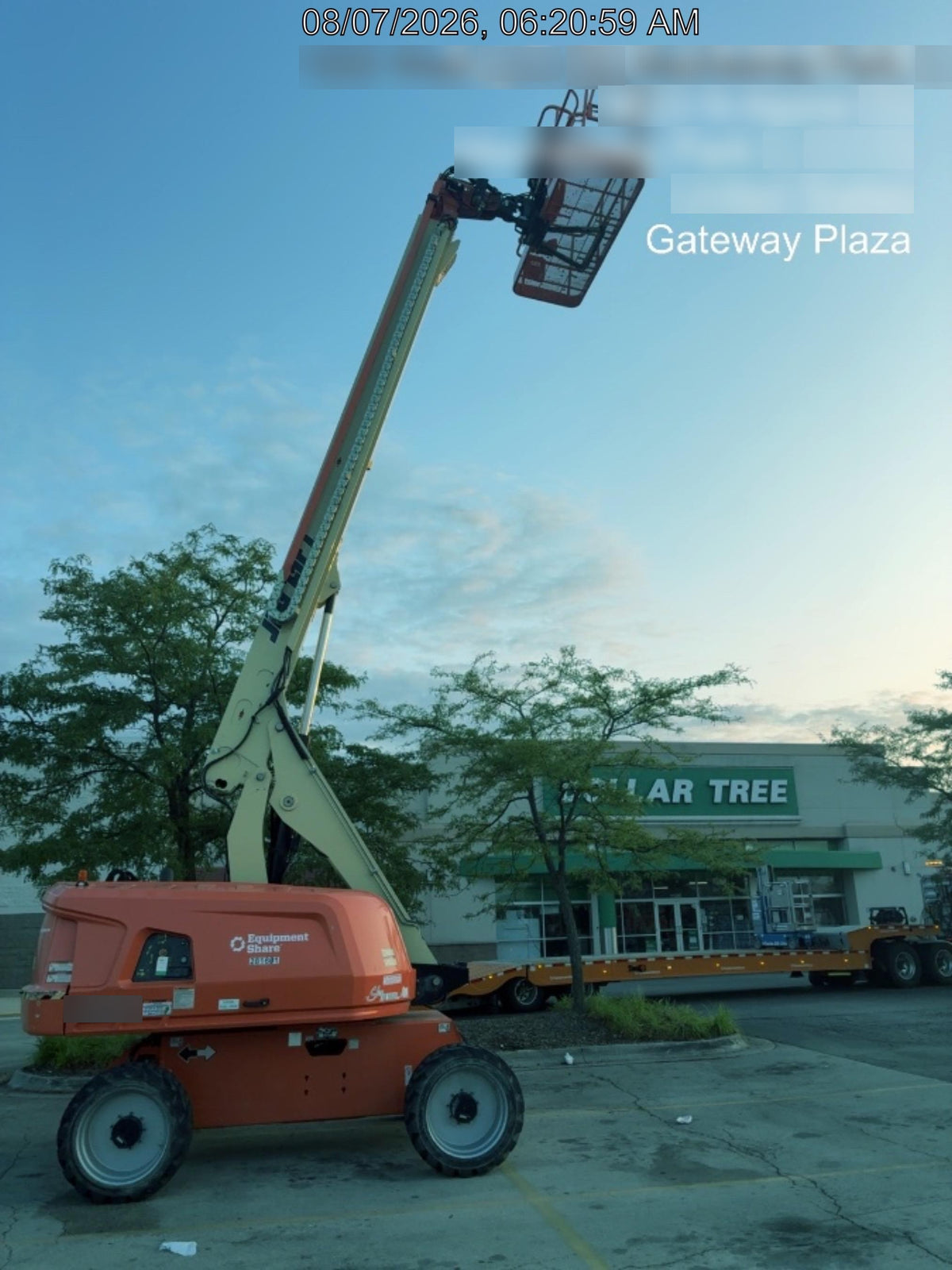 2022 JLG 600S