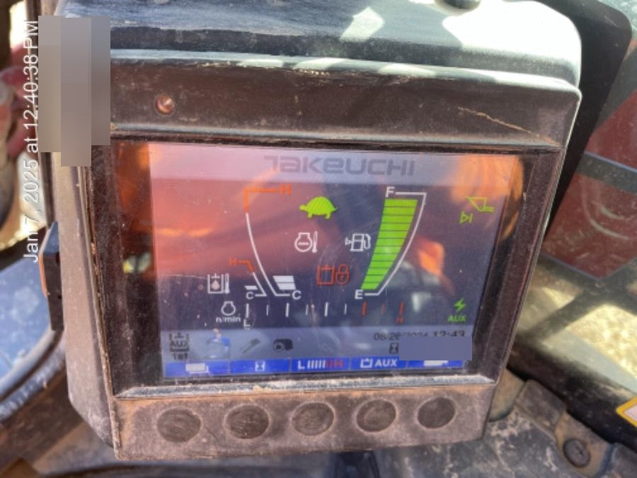 2021 TAKEUCHI TL10V2-CR