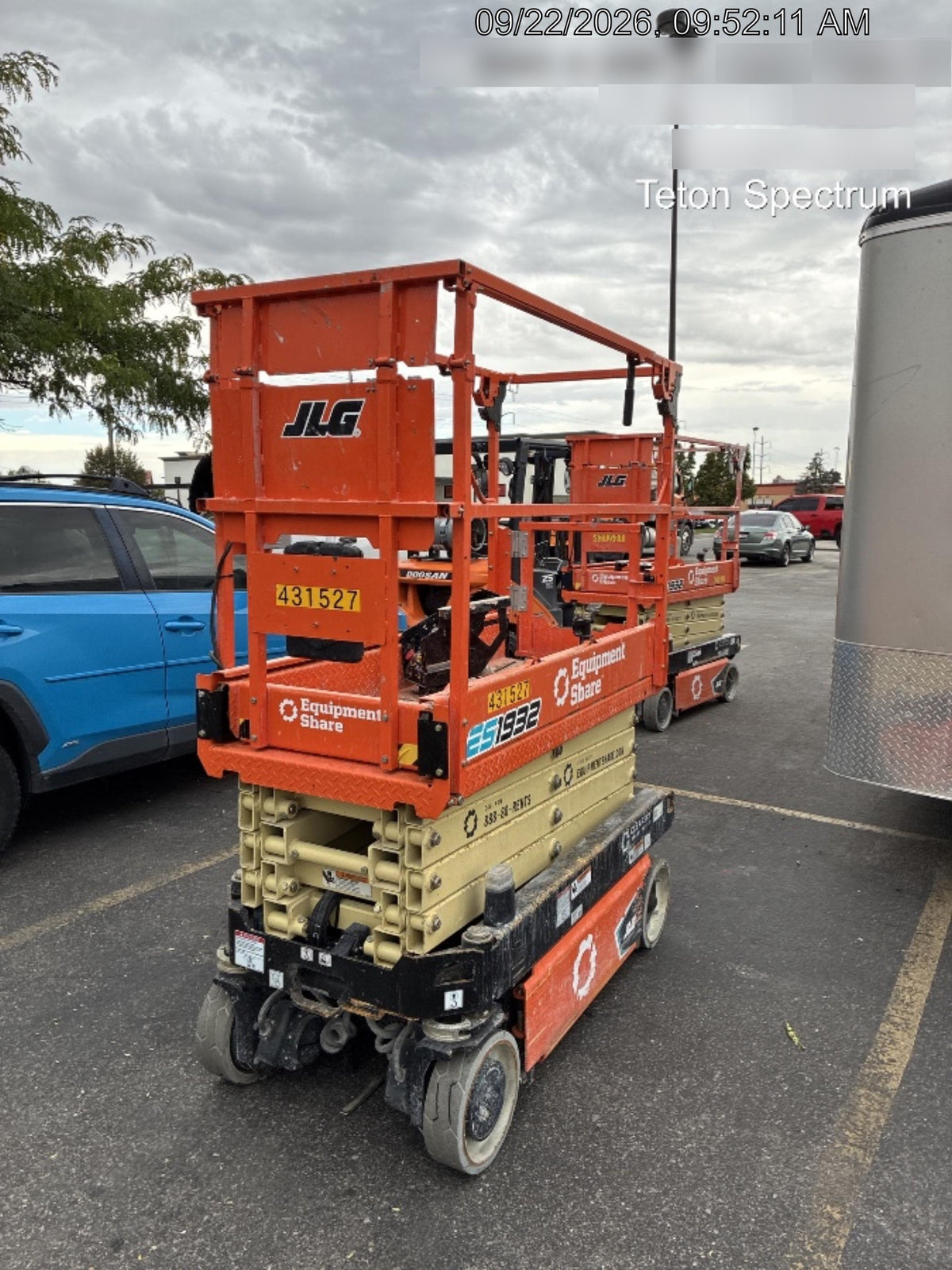 2024 JLG ES1932