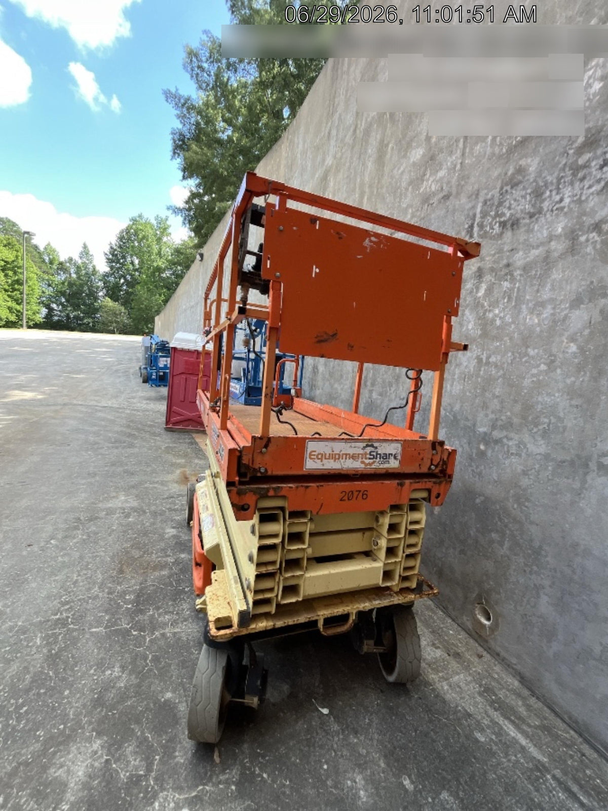 2016 JLG 3246ES