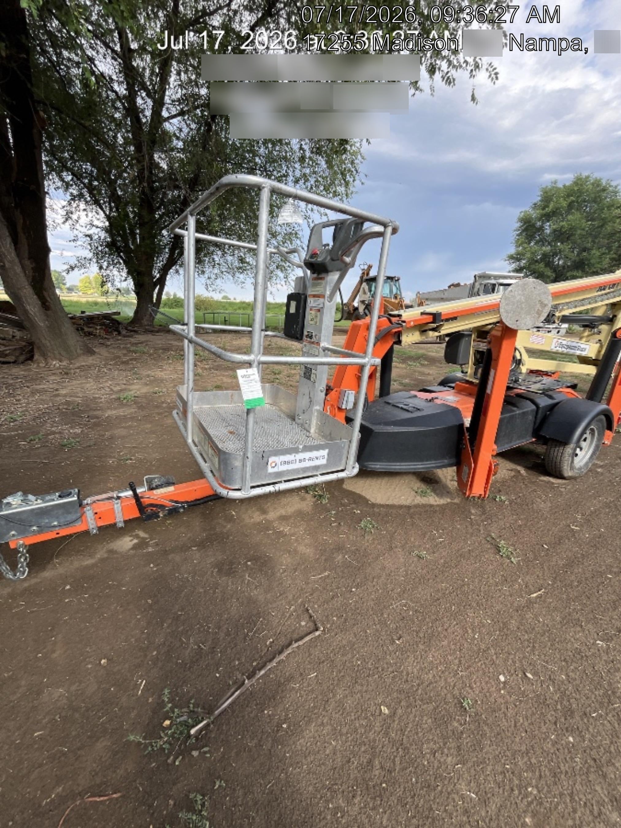 2022 JLG T350