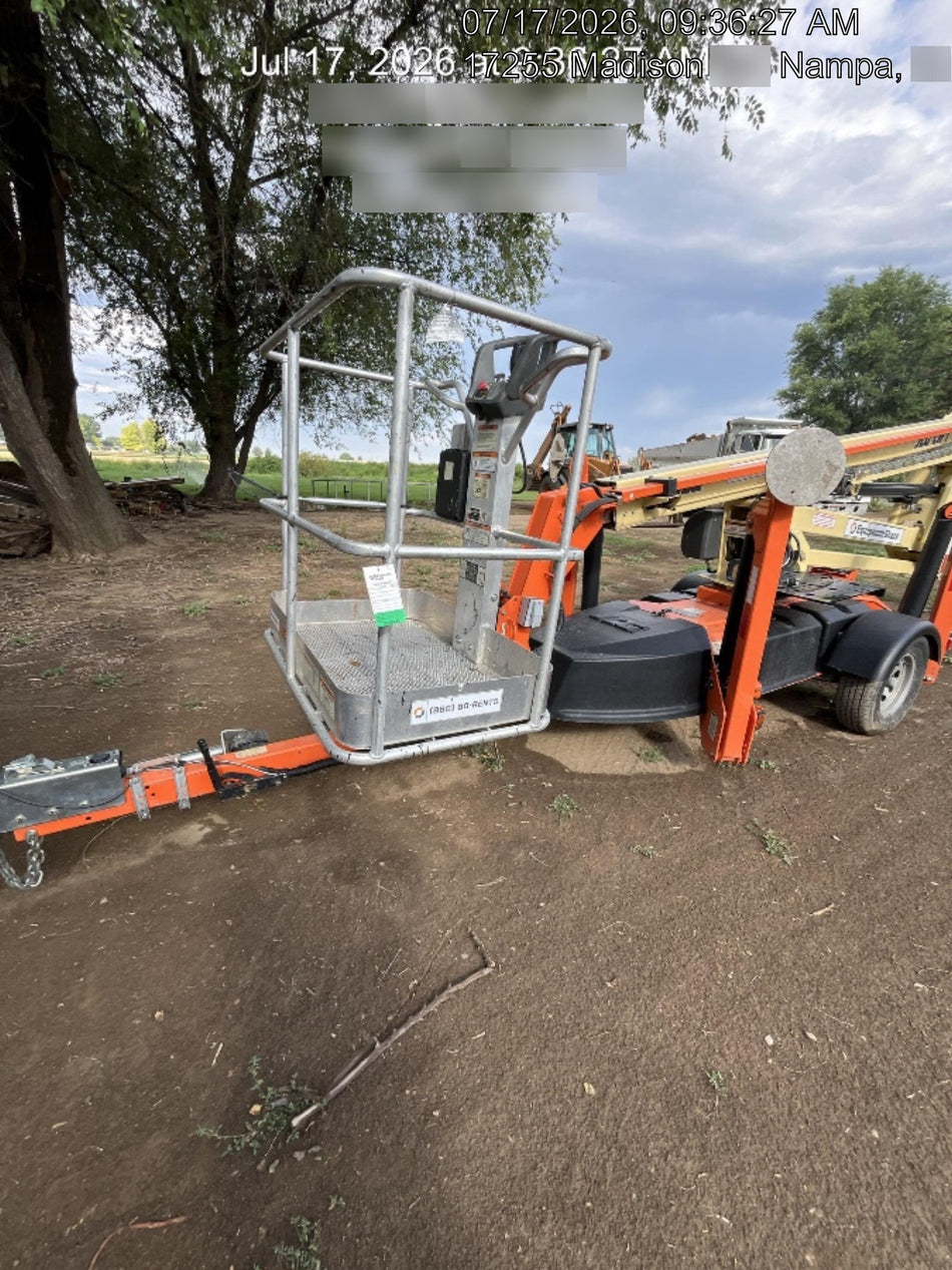 2022 JLG T350