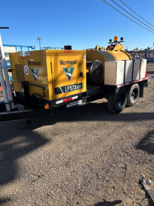 2022 Vac-Tron LP573XDT T4 Koehler Diesel Engine, 500 Gallon Debris Tank, x2 100 Gallon Water Tanks