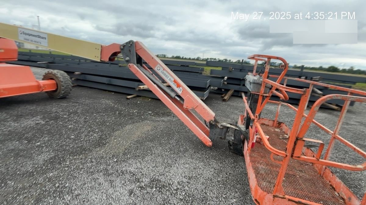 2019 JLG 460SJ