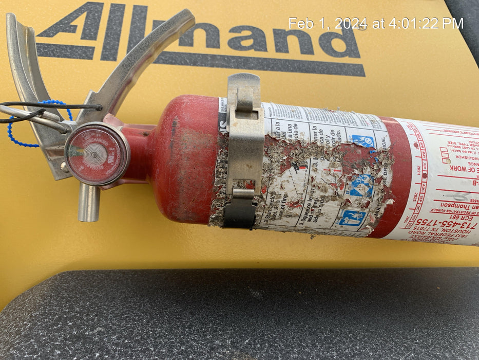 Allmand NLV3GR (4) LED Light Fixture 350W, 23' Vertical Mast, 3kW Prime, Towable, Deep Sea L401, Leveling Jacks, Yanmar T4F 5.8hp