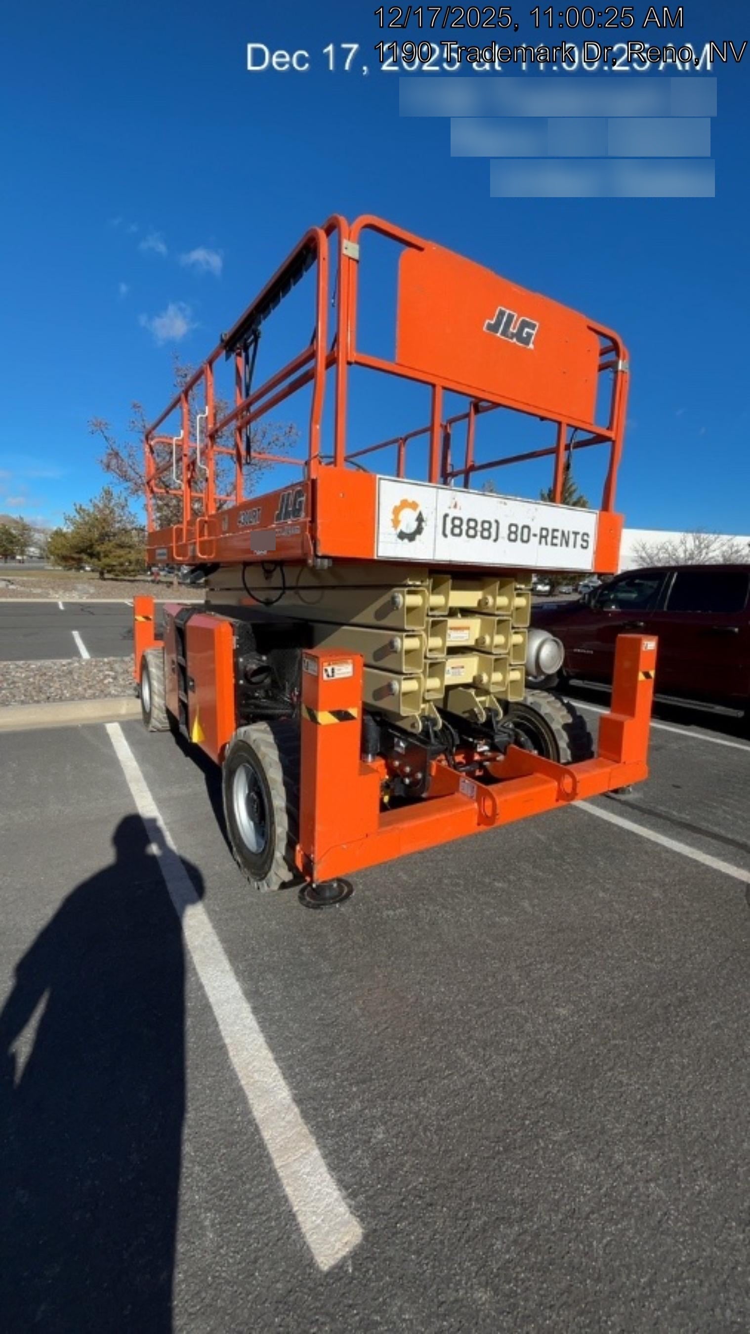 2019 JLG 430LRT