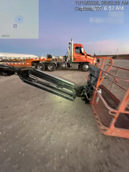 2023 JLG 660SJ