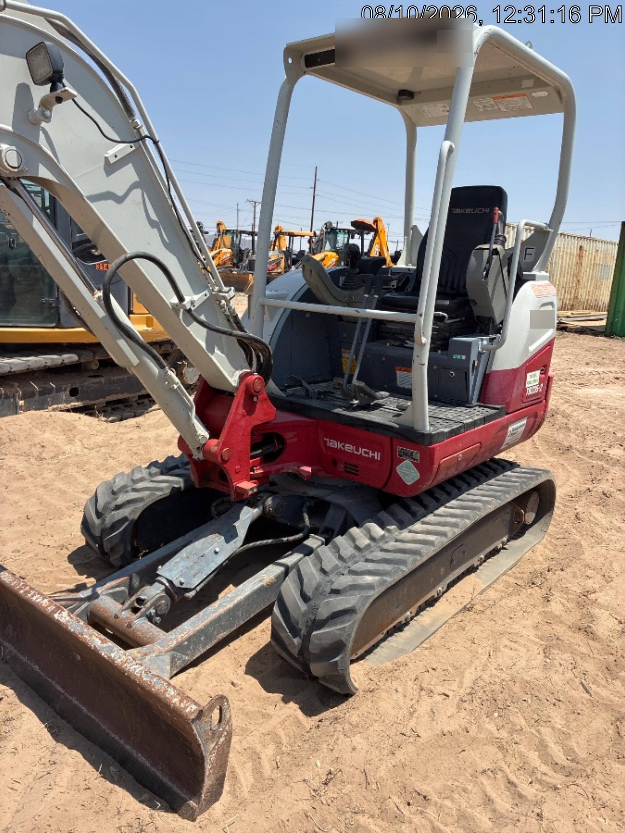 2021 TAKEUCHI TB235-2R