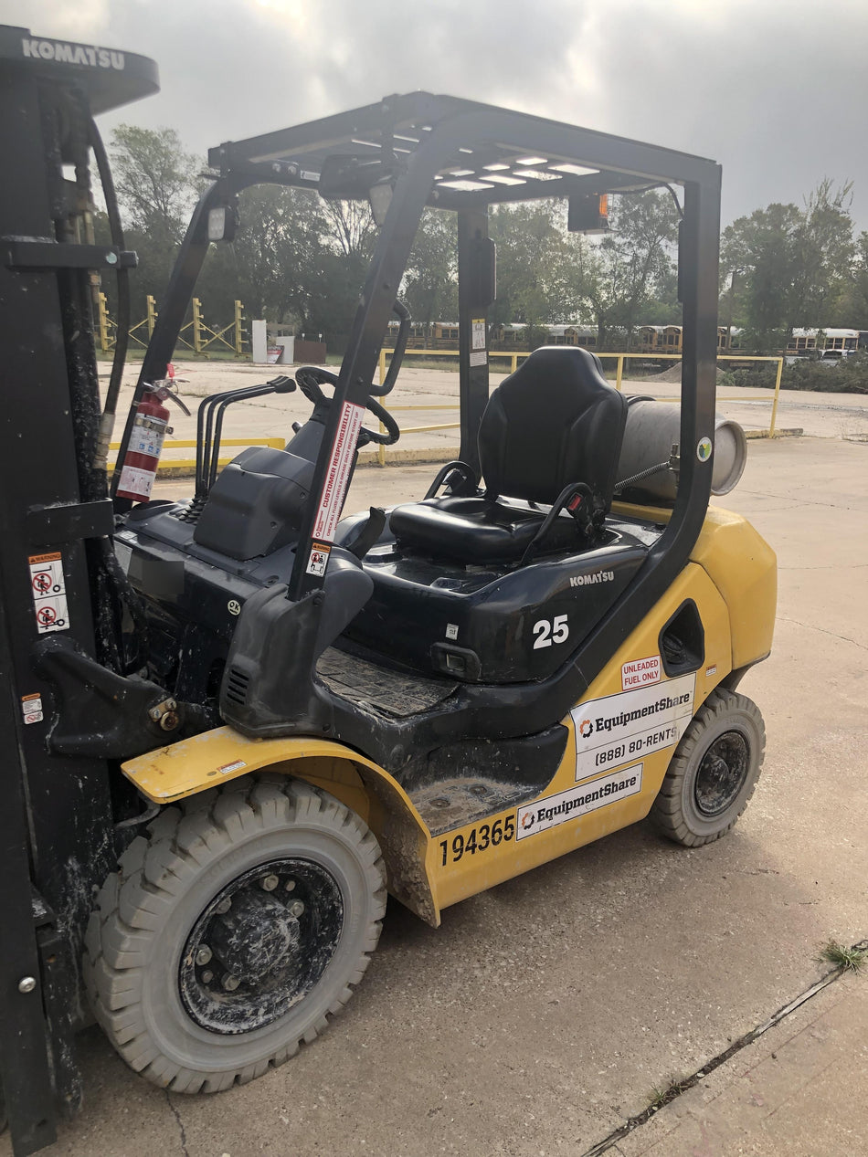 2021 KOMATSU FG25T-16