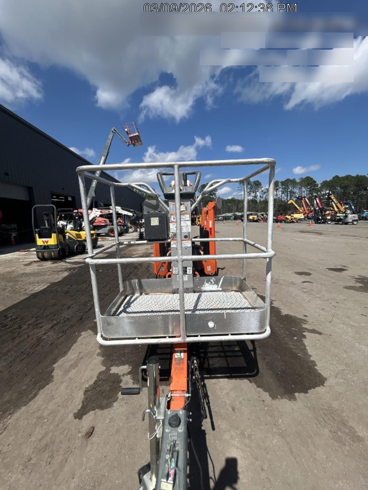 2023 JLG T500J