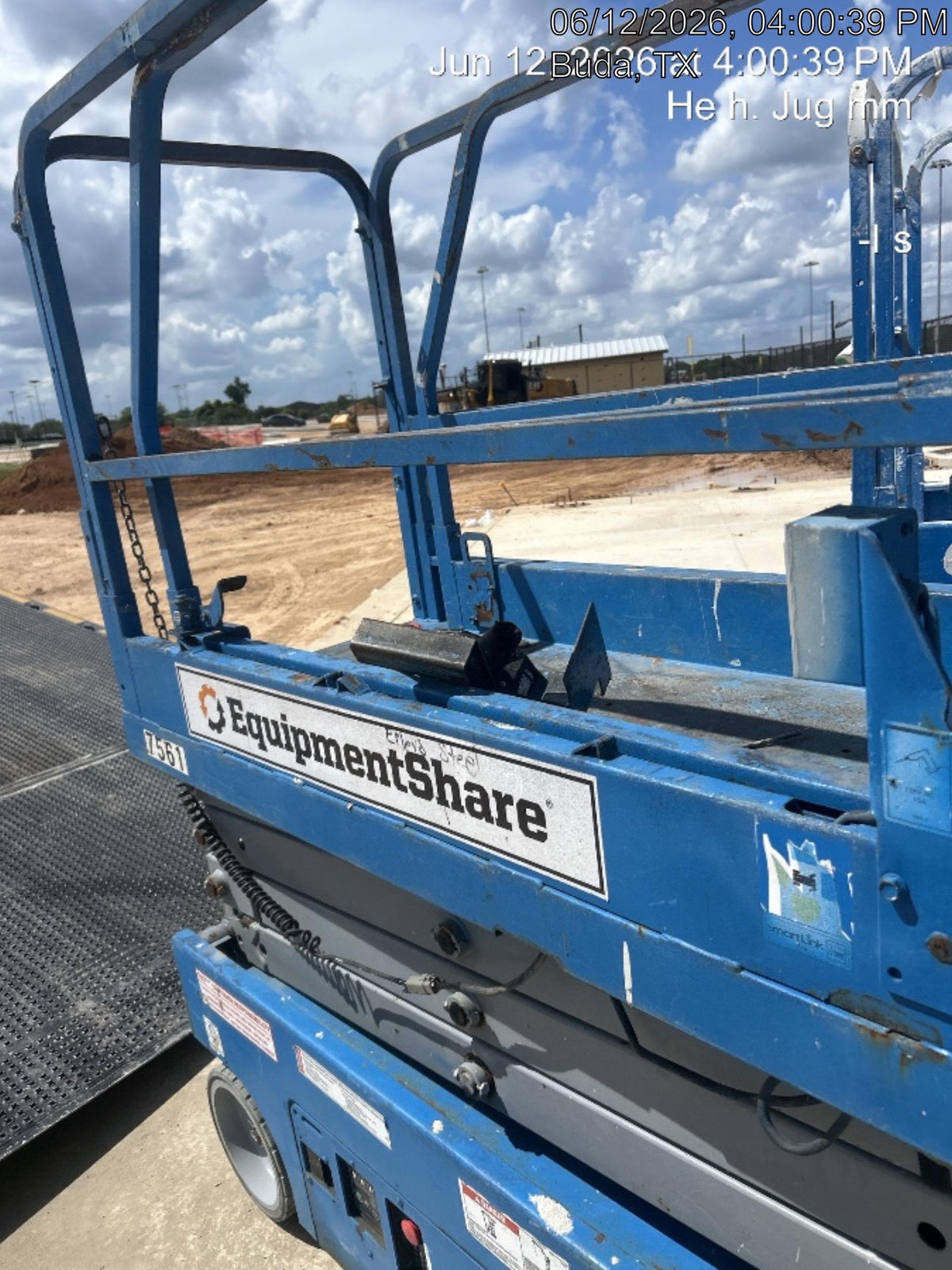 2017 Genie GS-1930 Genie GS-1930 Lift w/Fixed Rail and Chain Entry