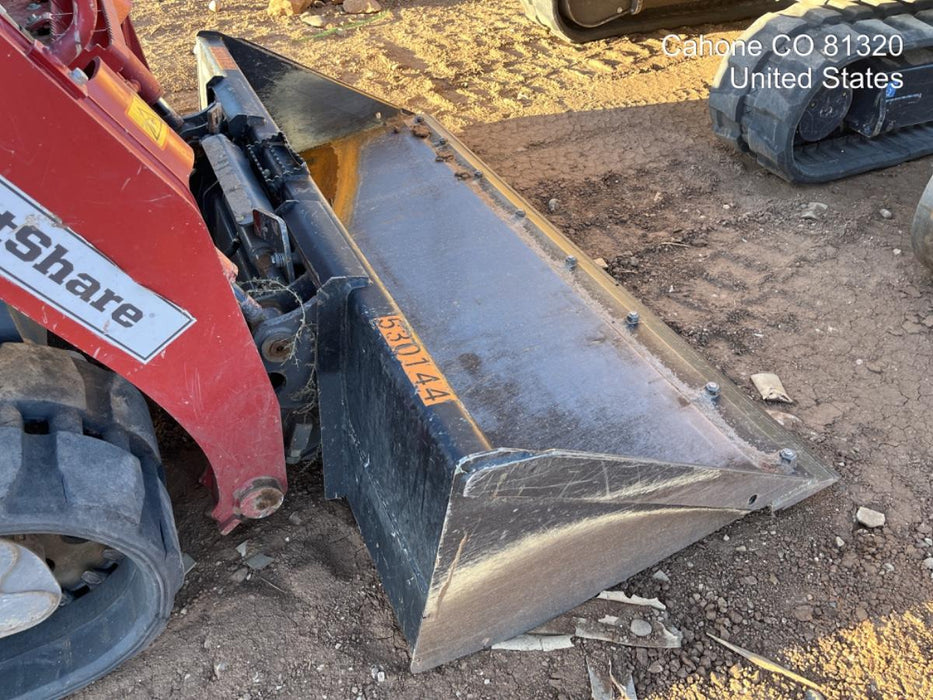 2025 JOHN DEERE 84" Bucket - John Deere