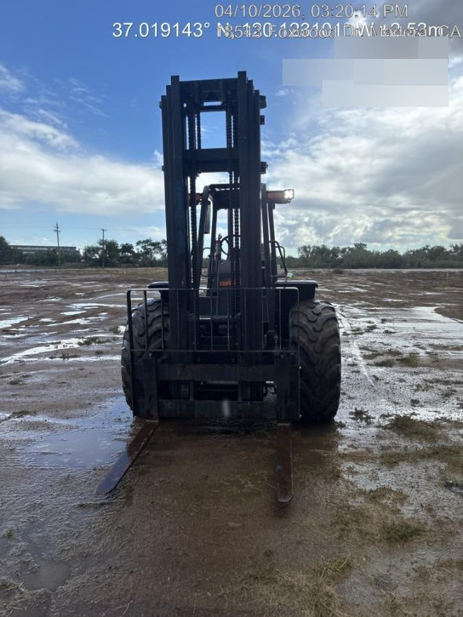 2023 CASE 588H
