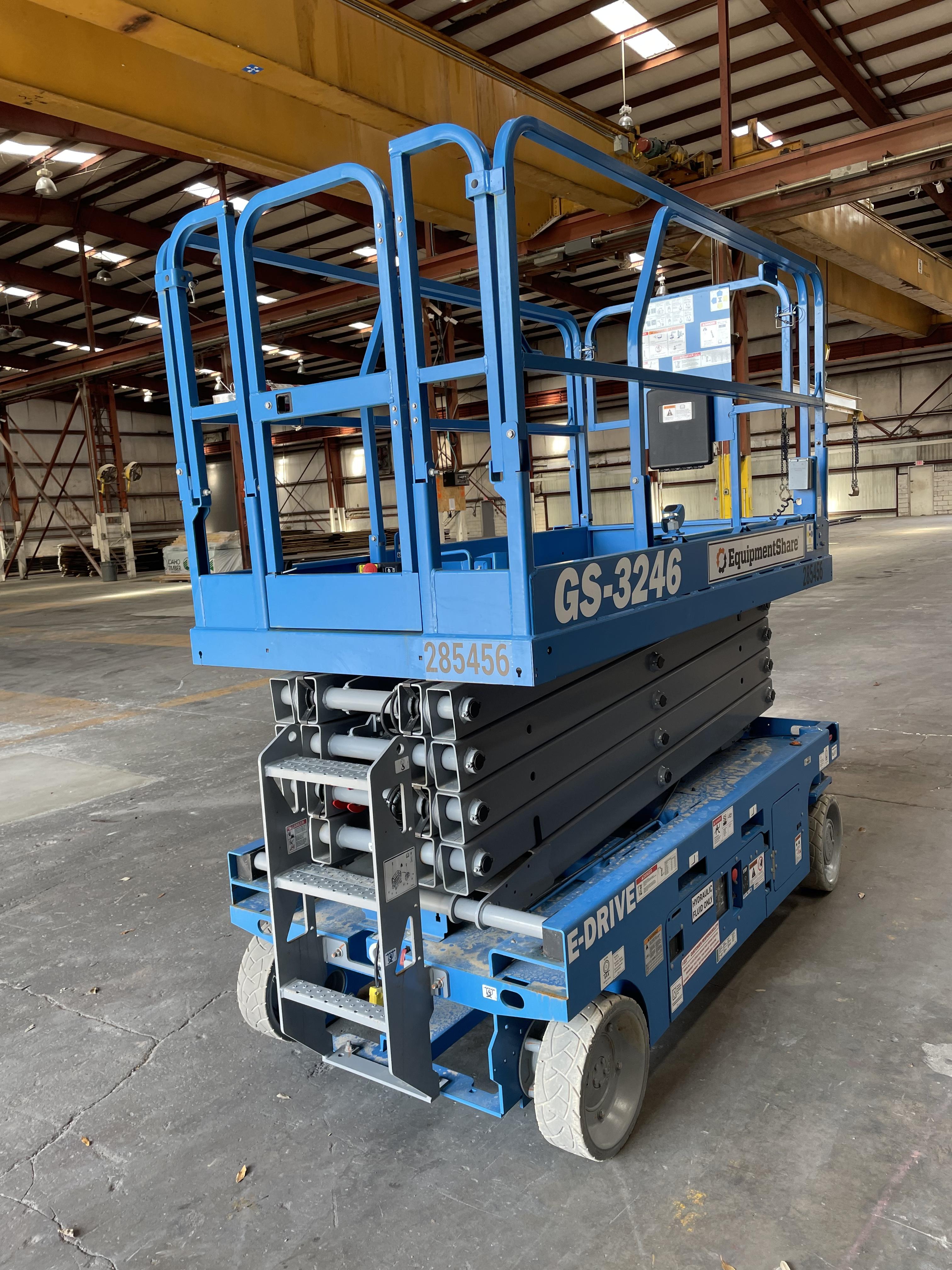 2022 GENIE GS-3246
