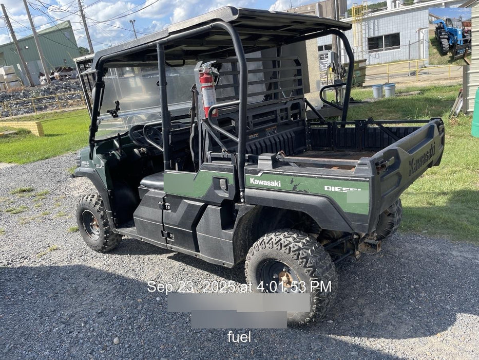 Kawasaki MULE PRO-DX Kawasaki Mule 4x4 Diesel UTV w/Hard Top, Windshield, Beacon, Backup Alarm, ES Keypad/Hardware Installed