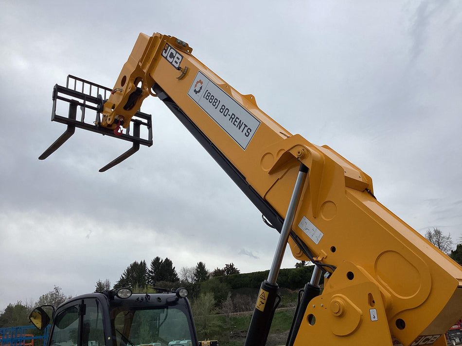 2022 JCB 510-56