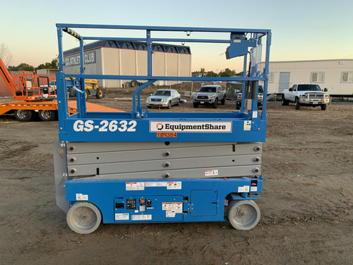 2020 Genie GS-2632 Solid NM Tires, Folding Rails with Half-Height Swing Gate, Beacon, 800W Invertor