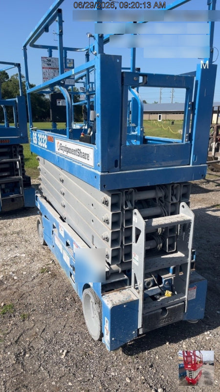 2022 GENIE GS-3232