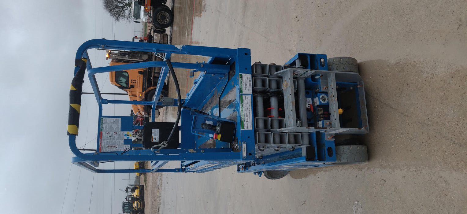 2019 Genie GS-1930 Fixed Rails with Chain Entry