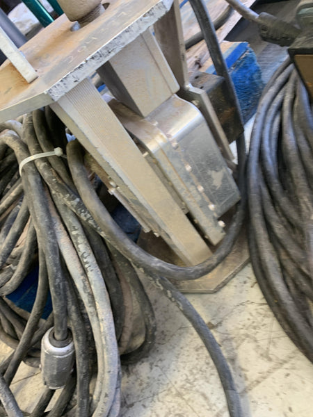 2022 WORKSITE LIGHTING PetroPRO Handy 24639