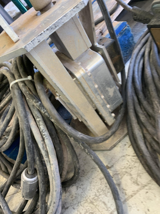 2022 WORKSITE LIGHTING PetroPRO Handy 24639