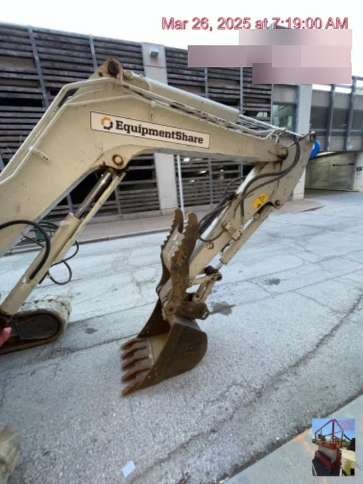 2019 Takeuchi TB260 Takeuchi TB260 Canopy w/Rubber Tracks, Auxiliary Hydraulics, Standard Blade, Manual QC, 12 / 18 / 24" Buckets, Hydraulic Thumb Installed