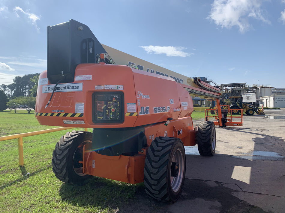 2022 JLG 1350SJP