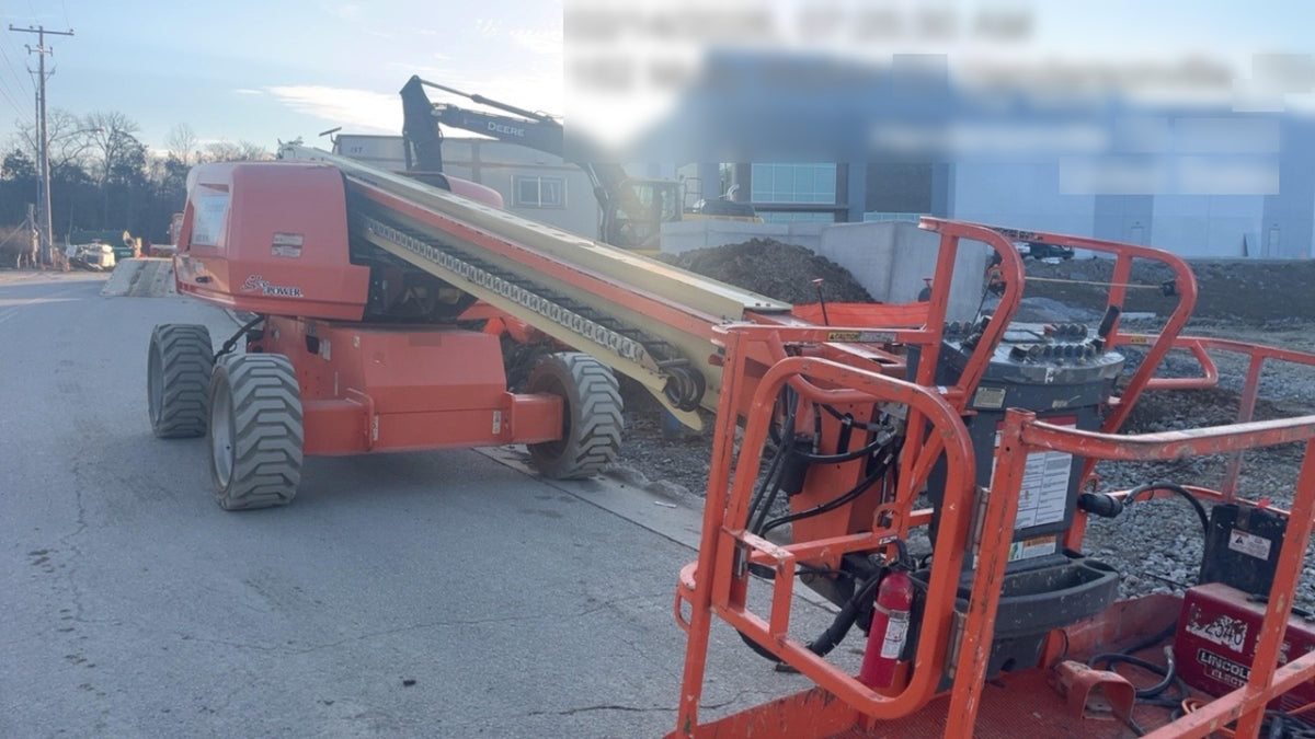 2019 JLG 600S 4WD